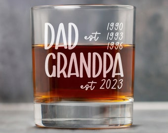 Custom Dad Est Grandpa Est Whiskey Glass Gifts - Personalized Fathers Day Gift on Rock Glass