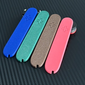91mm PLUS Victorinox scales