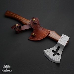 Serpent&#39;s Fang || Camping Set Bushcraft Hatchet || Handmade Damascus Steel || Axe Rosewood Handle || FREE Leather Sheath || Camping Gifts