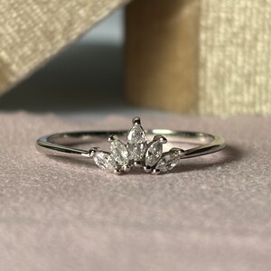 Silver ring 925 silver dainty ring crown flower ring band ring stacking ring image 3