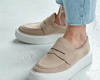 Beige Leather Loafers, Casual Soft Leather Flats, Suede Loop Slip‑Ons, Pointed Toe Loafers Beige, Platform Penny Loafers, Comfortable Shoes