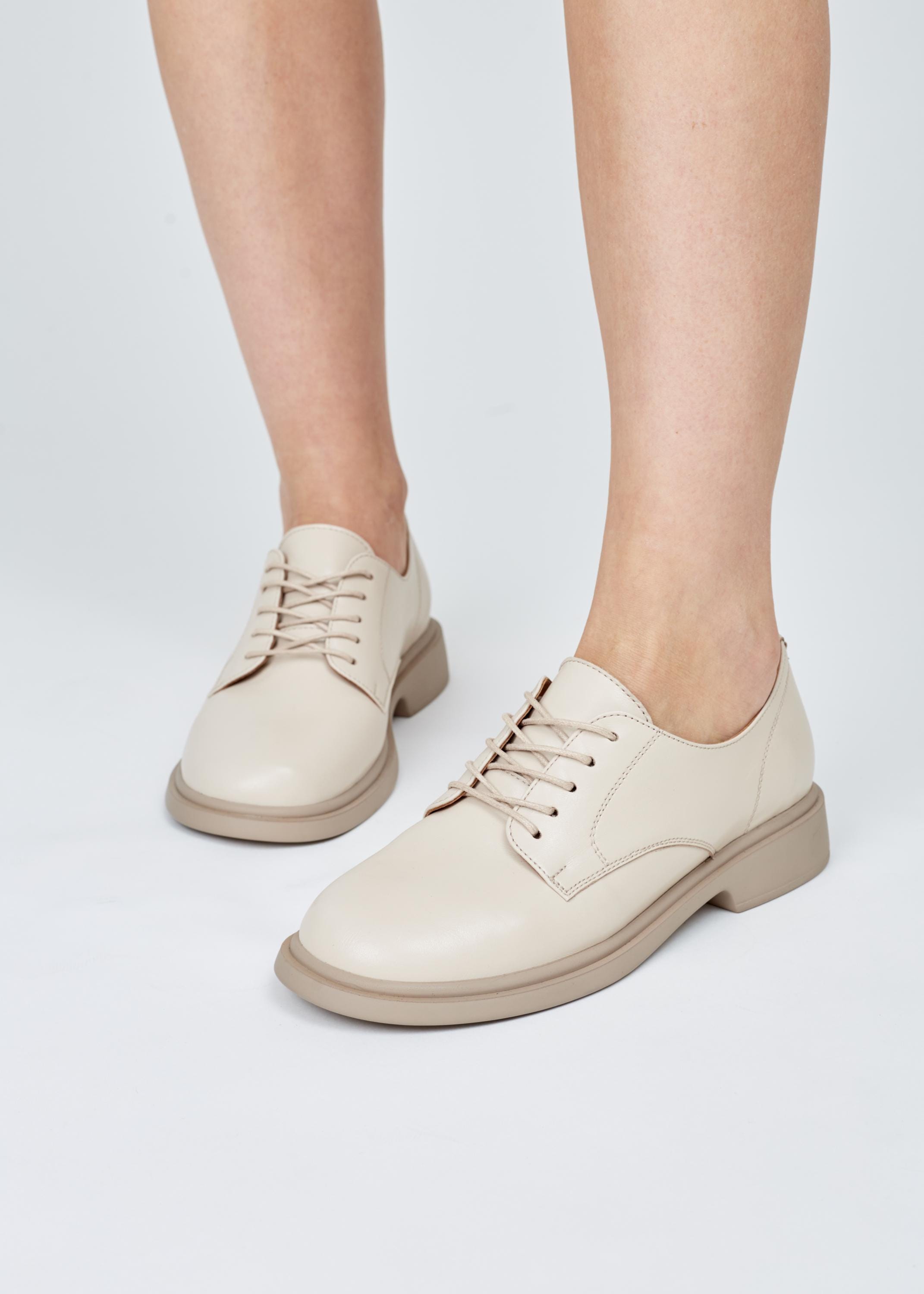 Women's Cream Lace-up Oxford Shoes, Beige Leather Derby Shoes, Neutral Office Footwear, Low Heel Casual Work Shoes, Comfortable Beige Kicks