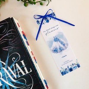 Zakładka do legendarnej sukienki Peony | Prezent dla miłośnika książek Stephanie Garber | Romantyczny dodatek do książek fantasy