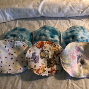 Three Pairs Contoured Nursing Pads, Mix & Match Pairs 画像 1