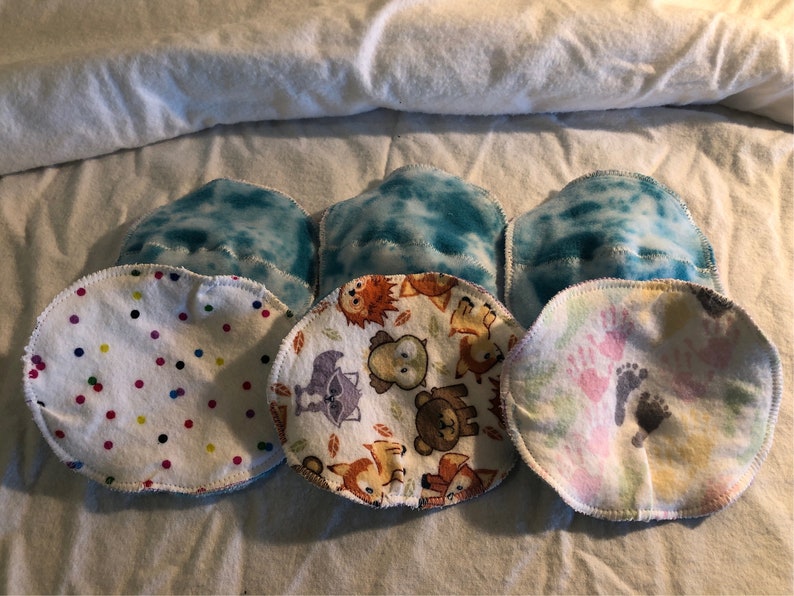 Three Pairs Contoured Nursing Pads, Mix & Match Pairs 画像 1