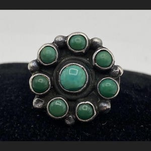 Vintage Navajo Silver and Green Turquoise Ring. size 6.5