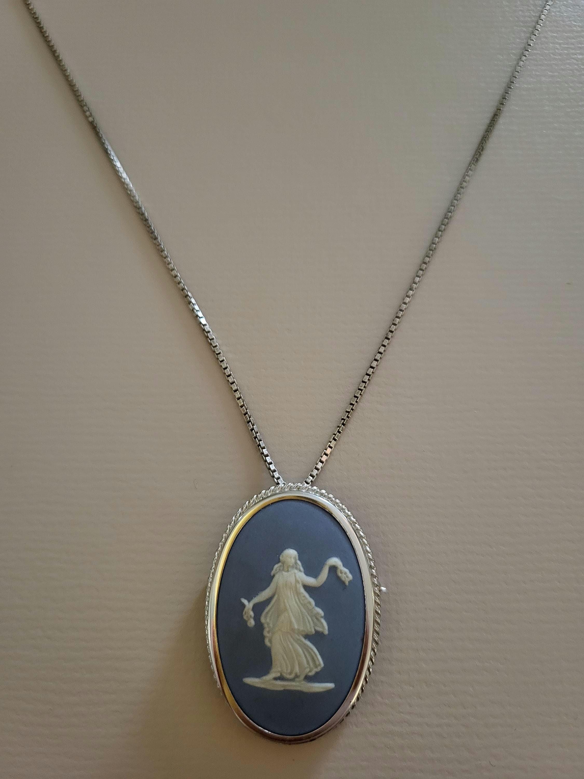 Pendentif Camée Ancien En Argent Sterling - Médaillon Ovale En Coquillage - Occasion Très Bon état