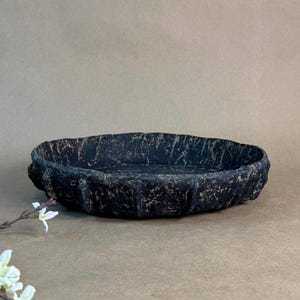 Rustic Black Paper Mache Bowl: Aged Decorative Tray (11 inch)