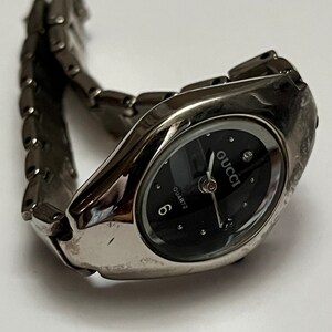 Vintage1990s Gucci Quartz Black Dial Stainless Steel Watch NEW BATTERY INSTALLED Vintage 1992 Authentic GUCCI 3001L SWISS Women main image 4