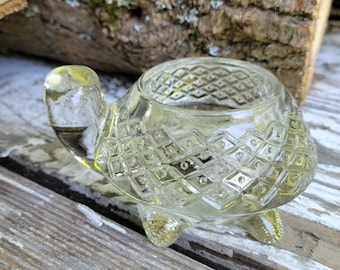 Vintage Avon Clear Glass Turtle Votive Candle Holder Diamond Pattern