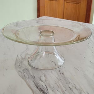 10 1/2&quot; Vintage Pedestal Glass Cake Plate Stand