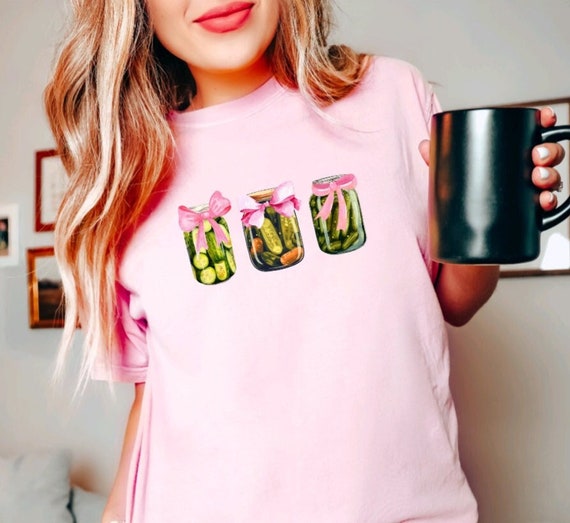 Pickles shirt Coquette pickles shirt Pickle lover shirt Pickles gift Canned Pickles shirt Pickle jar shirt Cute pickle shirt Pink bow pickle