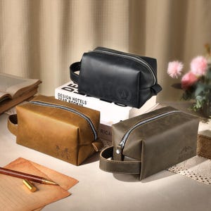 Gepersonaliseerde make-uptas of etui, briefnaamcadeau, gepersonaliseerde tas voor make-upborstel, leren etui, cadeau voor haar, cadeau voor hem
