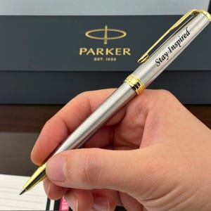 Personalized Parker Ballpoint & Rollerball Pen – Custom Engraved Luxury Writing Pen – Christmas Gift for Parents or Family Member