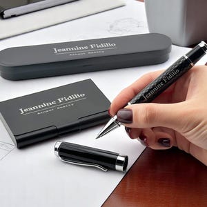 Juego de tarjetero y bolígrafo grabados a medida: regalo personalizado para papá, regalo para el Día del Padre, cumpleaños o jubilación, regalo de empresa para hombres.