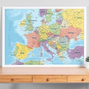 Digitale Politische Karte von Europa, Download Detaillierte Europa-Karte, bereit zum Drucken von farbenfrohen Karten-Poster, europäische Karte des Kontinents mit Ländern