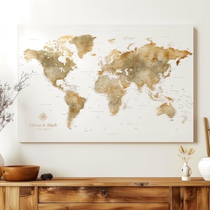 Mapa del mundo personalizado en acuarela - Arte mural en lienzo y papel - Póster de viaje en color beige neutro