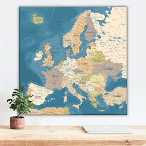 Gedetailleerde marineblauwe kaart van Europa afdrukbaar | Kaart van Europese landen downloaden | Kaart van West- en Oost-Europa, grote Europese kaartposter