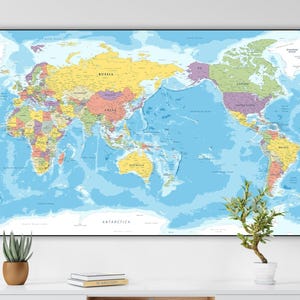 Detaillierte druckbare Weltkarte Pazifik zentriert - Neue politische Karte - Digital Download hochauflösende Wandkunst