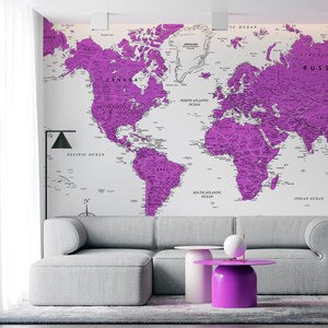 Carte du monde violette imprimable | Carte du monde imprimée | Déco pour chambre de fille, oeuvre d'art murale pour bébé | Cadeaux pour adolescentes | Décoration de dortoir | Téléchargement de la carte du monde