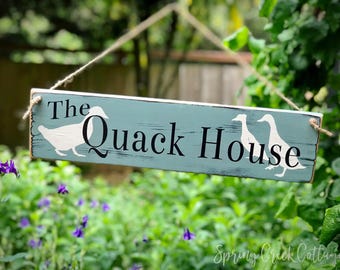 Ręcznie malowany dom Quack House | Dekoracja rustykalnego kurnika dla kaczek