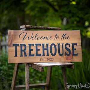 Handgeschilderd boomhutbord: gepersonaliseerd cadeau rustieke houten plank
