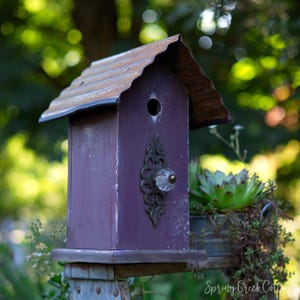 Hand-Painted Rustic Bird House: Pacific Northwest Timber Porch Decor