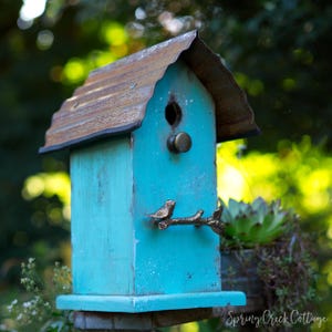 Hand-Painted Rustic Bird House: Pacific Northwest Timber Porch Decor