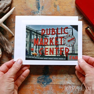 Cartão de felicitações fotográfico feito à mão 5x7 emoldurável Pikes Place Market Pier 57 Seattle Waterfront Photography Cartão de nota em branco para qualquer ocasião