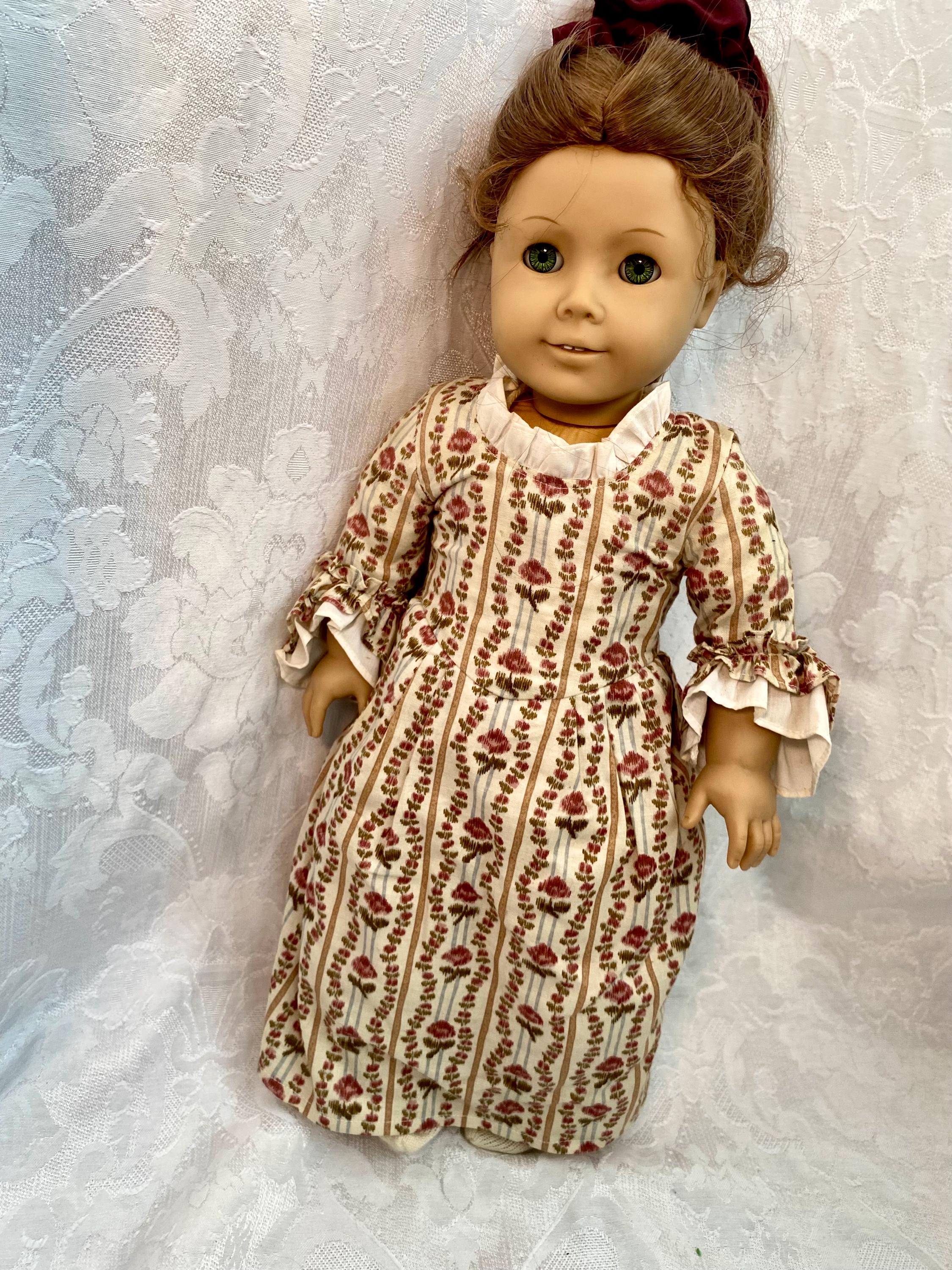 American Girl Doll Felicity Pleasant Company 90s American Girl Doll Original w Orginal Outfit with Book and Accessories