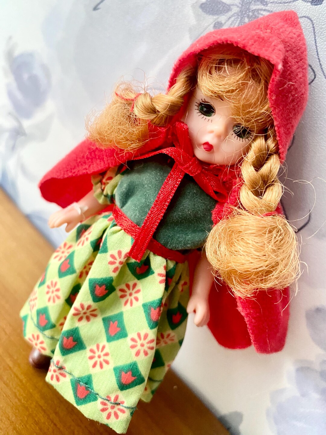 2002 Mcdonald's Happy Meal Madame Alexander Little Red Riding Hood Doll ...