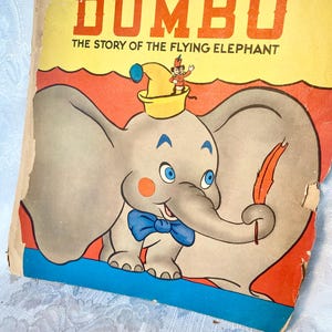 Vintage Children Book: 1940s Walt Disney&#39;s Dumbo The Story of the Flying Elephant