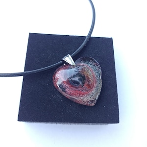 Burgundy Heart Necklace - Red Black Resin Pendant - Valentine&#39;s Day gift for girlfriend