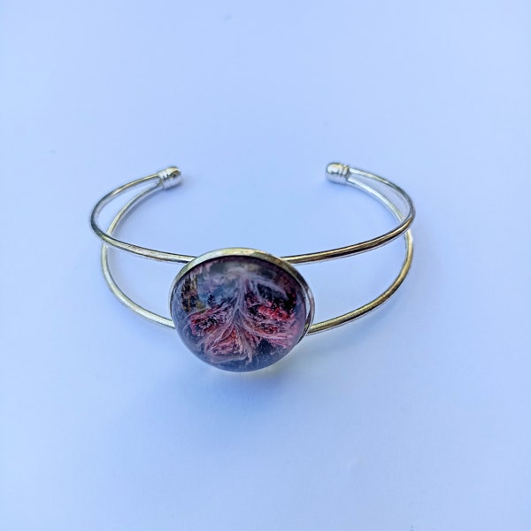Rose Silver Cabochon Bangle - Elegant Steel Open Back Bracelet with Resin Accent, Chic Jewelry Gift for Her