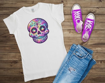 T-shirt graphique coloré Sugar Skull pour femme : chemise unique Le Jour des morts