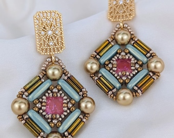 Boucles d'oreilles tendance Art Déco Aurelia : Bijoux vintage d'inspiration vintage, perles dorées et perles tissées à la main