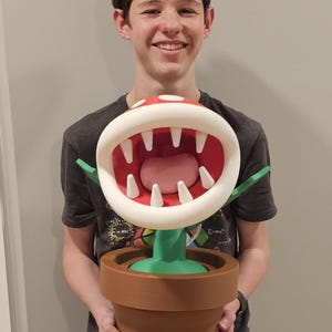 3D Printed 20&quot; Super Mario Carnivorous Plant- Action Figure, Desktop Toy, Yoshi, Luigi