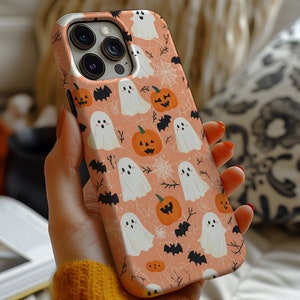 Cute Spooky Ghost & Pumpkin Halloween Phone Case, Trendy Aesthetic Halloween Phone Case for iPhone 15 14 13 12 11 Pro Max 8 Plus X XR XS