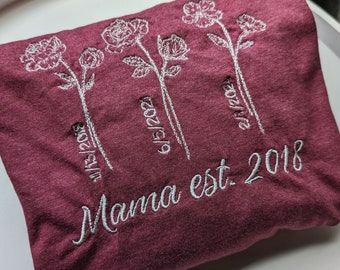 Custom Embroidered Birth Month Flower Shirt, Mothers Day Gift, Mama shirt, Gifts for her, Sentimental Gift Idea, Flower shirt