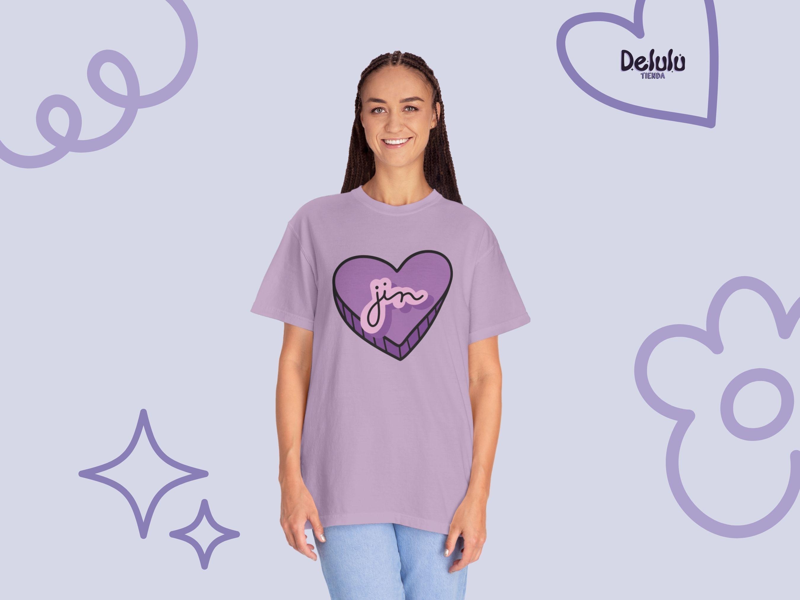 T-shirt Jin Tour avec tenue de concert, tournée des épisodes de Jin RunSeokjin, fait par des fans, Cœur dessiné à la main avec Jin manuscrit BTS Jin