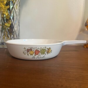 Vintage Corning Ware Spice of Life “Le Persil” P-83-B Saucepan // Skillet 6 1/2&quot; // Cottage Core Decor // Perfect for a Vintage Kitchen!