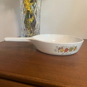 Vintage Corning Ware Spice of Life “Le Persil” P-83-B Saucepan // Skillet 6 1/2&quot; // Cottage Core Decor // Perfect for a Vintage Kitchen!