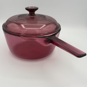 Vintage Corning Vision Cranberry 2.5L Saucepan with Lid | USA Made Cranberry Glass Cookware | Retro Simmer Pot | Visions Cookware