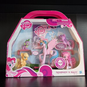 Hasbro MLP My Little Pony My Little Pony Friendship is Magic Gift Set ...