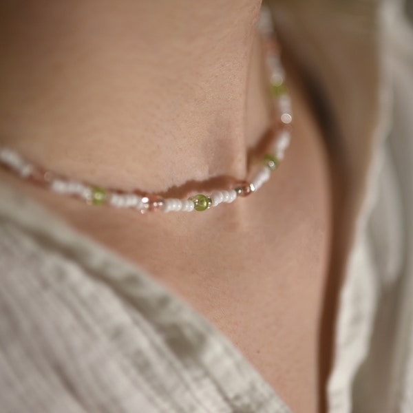 White Pink & Green Seed Bead Necklace Chocker - 15 inch Water Lily Necklace - Silver Clasp