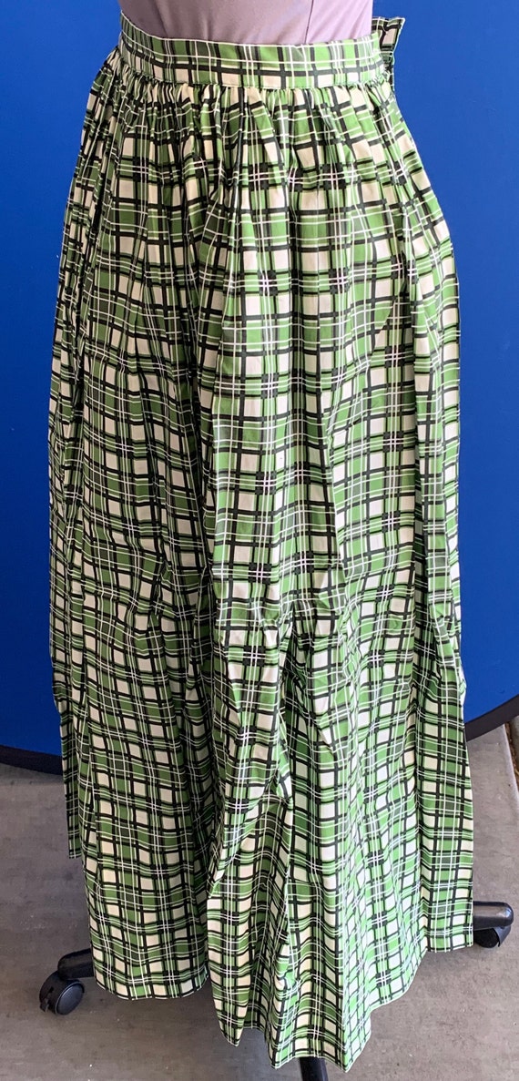 Recollections Green Plaid Walking Skirt . Size s/… - image 2