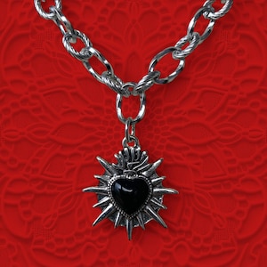Dorn Herz Halskette Gothic Halskette Goth Kette Halskette Schwarz oder Rot Herz Anhänger Romantisches Geschenk für Alternative Style