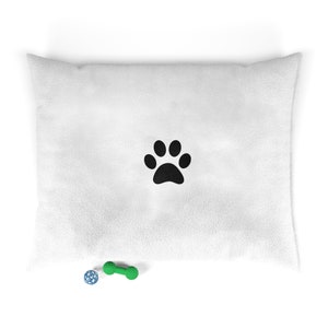 Minimalist Paw Print Pet Bed: Stylish Comfort for Your Furry Friend