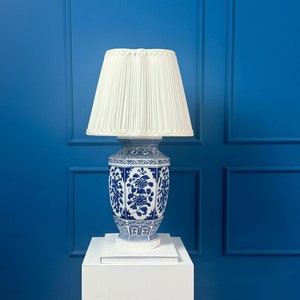 Handgemaakte porseleinen lampenkap, Bleu Blanc lampenkap, tegel lampenkap, nostalgie lampenkap, klassieke lampenkap, blauw witte lampenkap