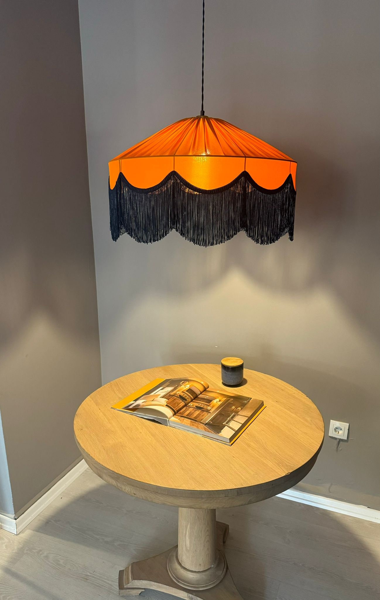 【IENA】FrenchLinen JK Silk Satin Fabric and Fringed Chandelier, Lampshade, Vintage